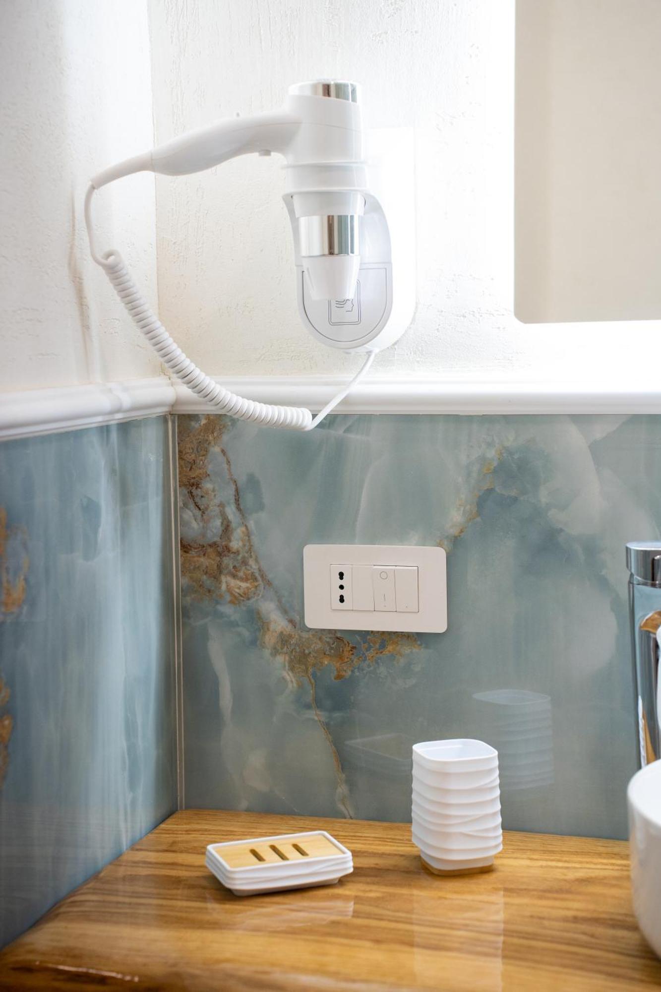 Blue Dream Suites ساليرنو المظهر الخارجي الصورة