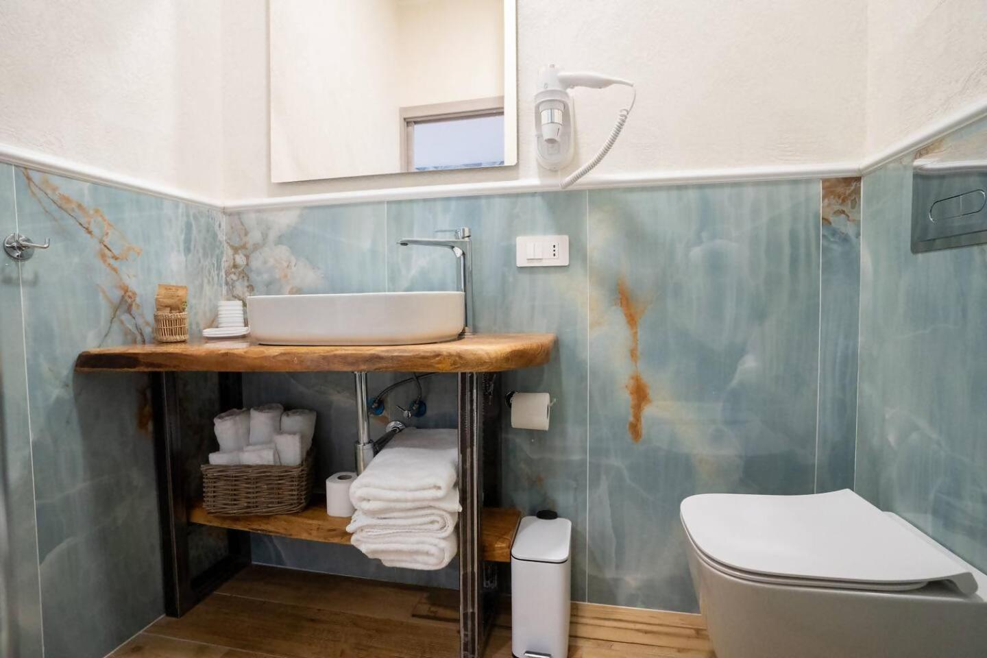 Blue Dream Suites ساليرنو المظهر الخارجي الصورة