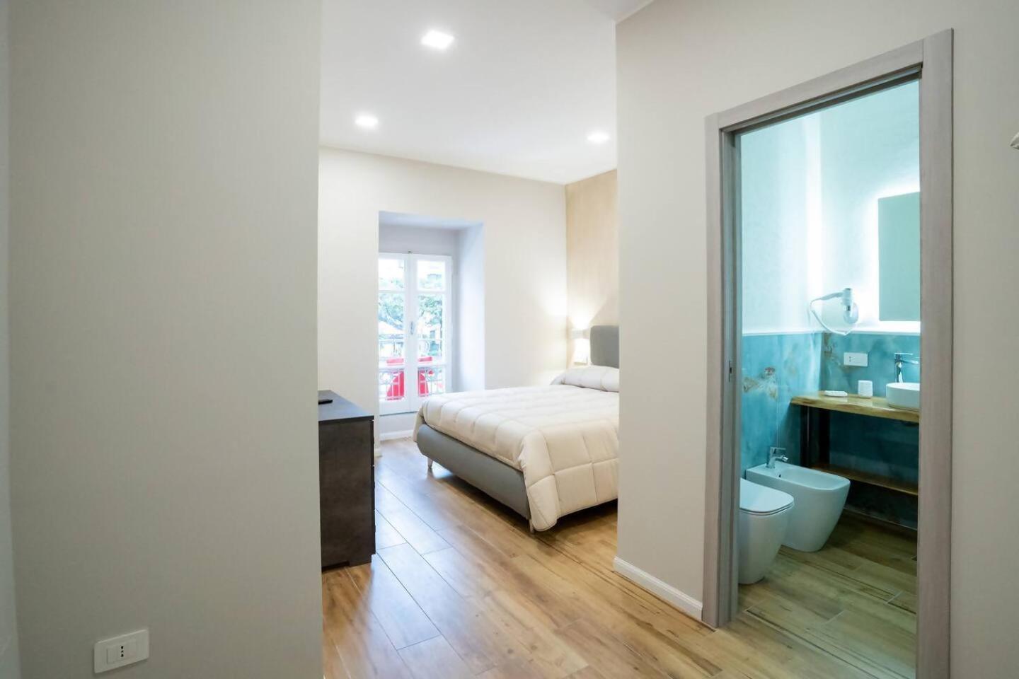 Blue Dream Suites ساليرنو المظهر الخارجي الصورة