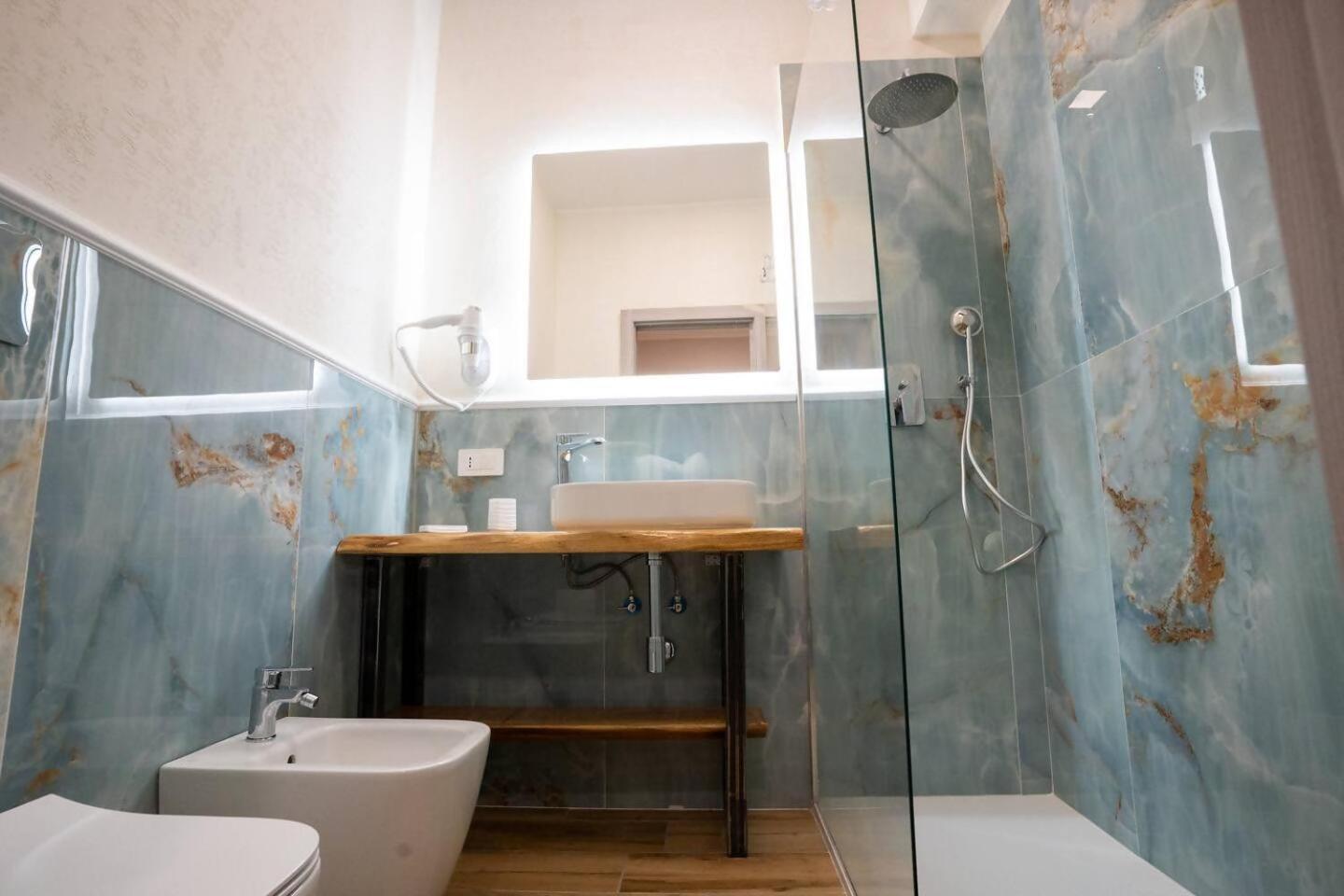 Blue Dream Suites ساليرنو المظهر الخارجي الصورة